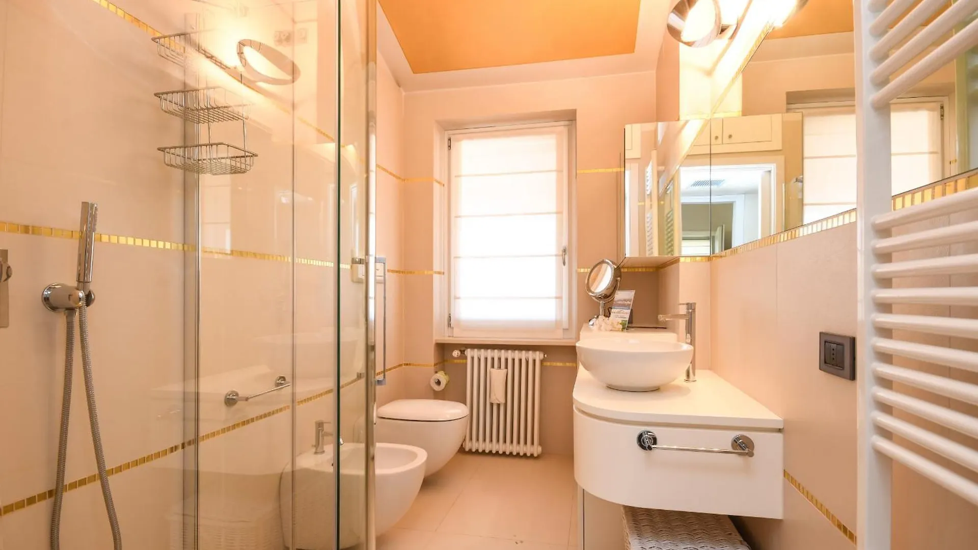 Mgh Luxury - Lake View Penthouse Desenzano Desenzano del Garda Italy
