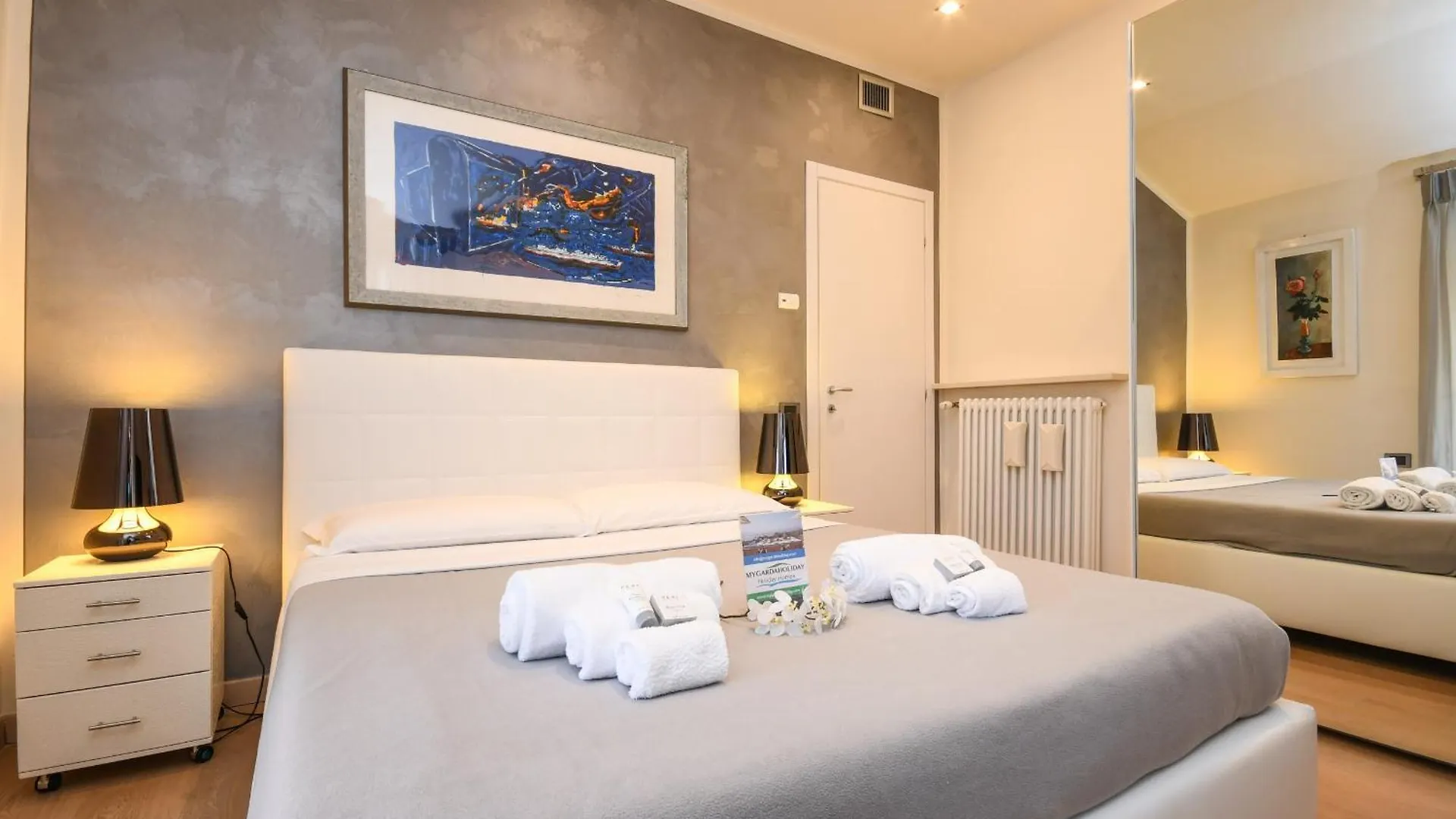 Mgh Luxury - Lake View Penthouse Desenzano Desenzano del Garda