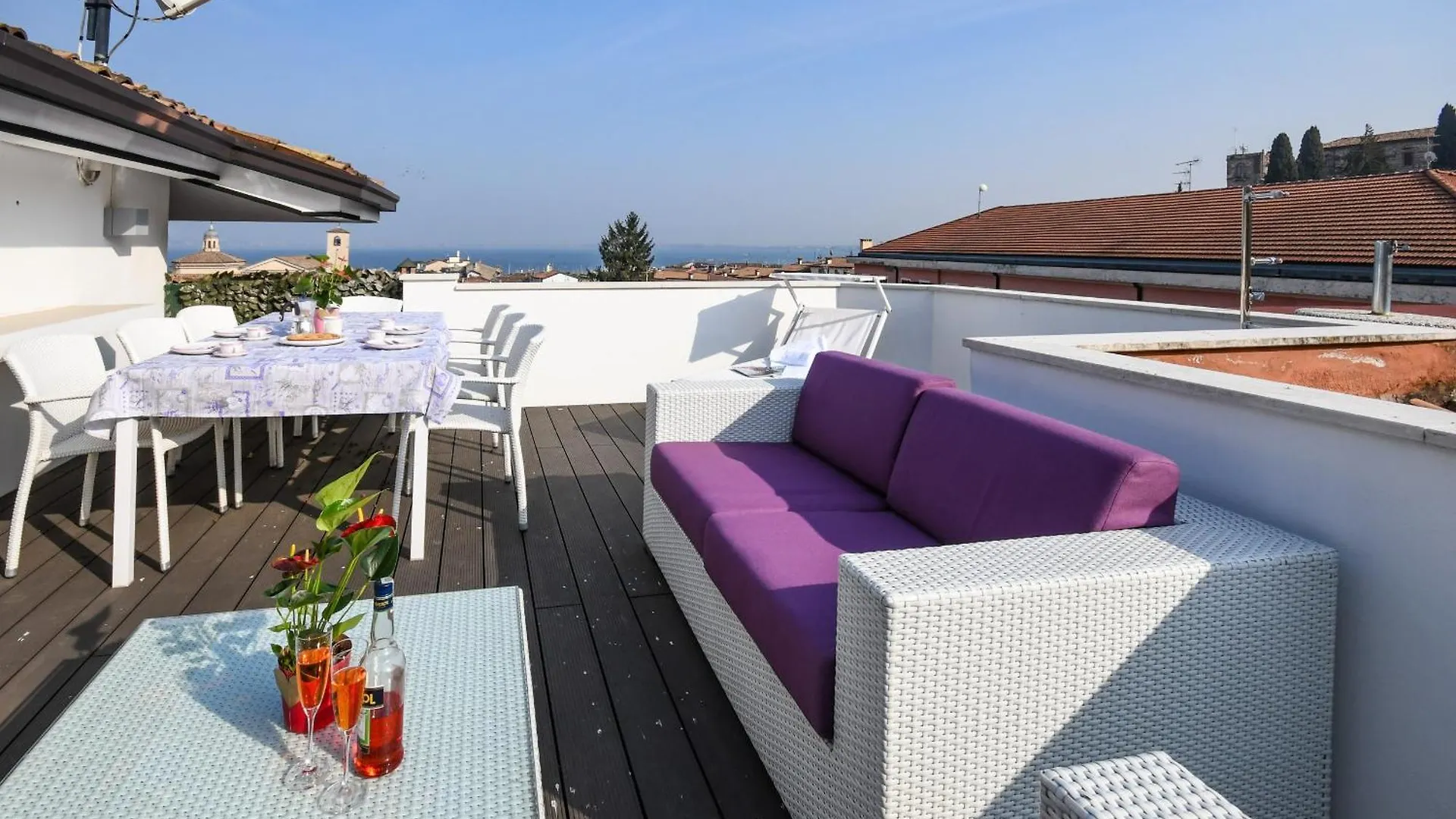 Apartment Mgh Luxury - Lake View Penthouse Desenzano Desenzano del Garda